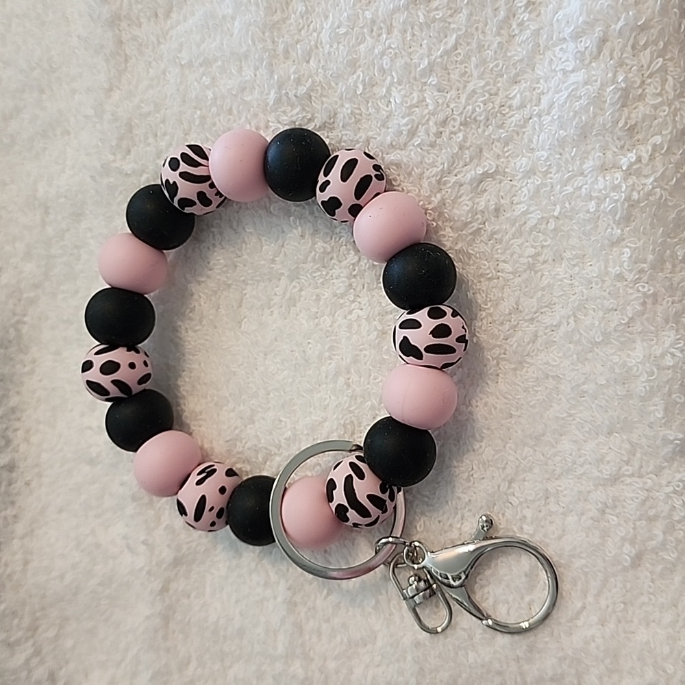 Silicone bead keychain